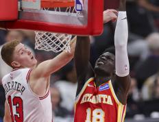 PG游戏官网登录入口-包含公牛爆冷爵士，波尔津吉斯送出助攻的词条