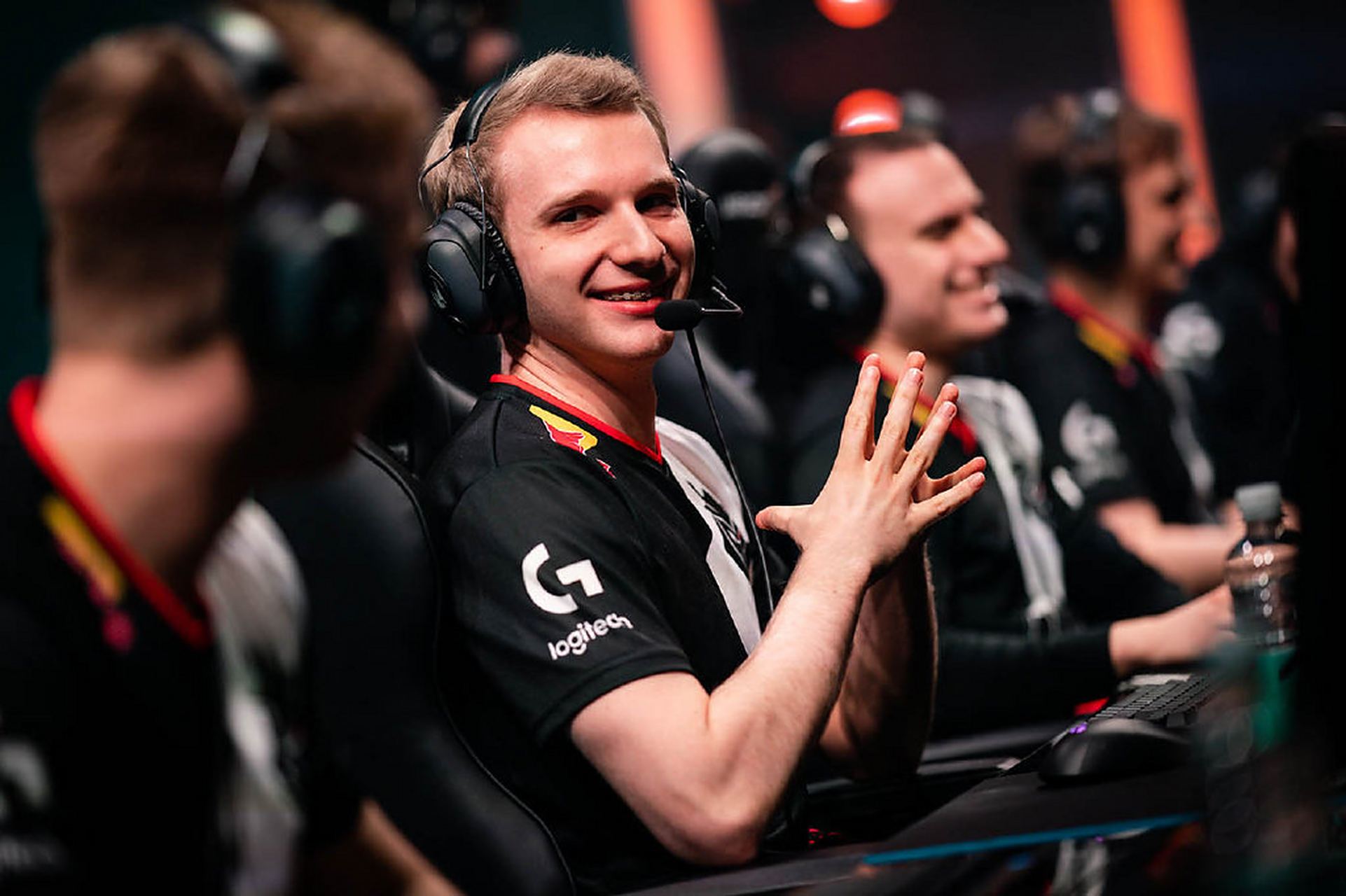 PG电子官网入口-JDGaming险胜FNC，Jankos制霸全场